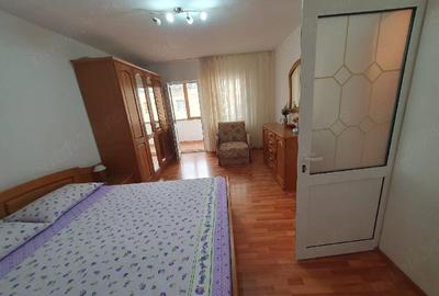 Apartament cu 2 camere decomandat în Sânpetru - 1