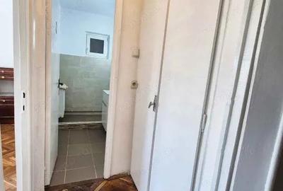 De vanzare apartament 2 camere Etaj 1 - 9