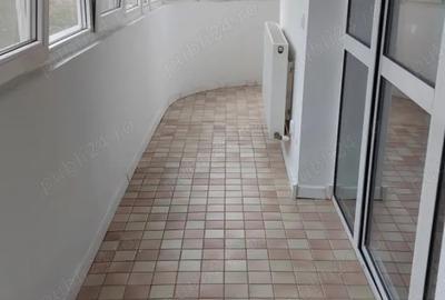 Inchiriere apartament 3 camere Aviatiei - 1