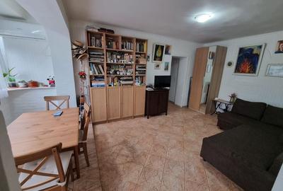 Dacia ceasuri-apartament 2 camere stradal cu gaze - 2