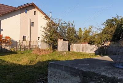 Casă cu 6 camere cu Teren 650 Mp în Lipănești - 2