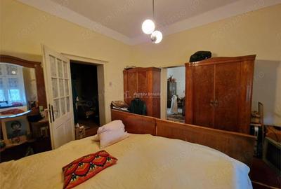 Resita Casa cu Garaj - 11