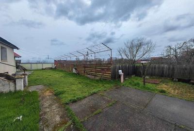 Casă cu Teren 1528 Mp în Optași - 8