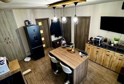Apartament cu 2 camere decomandat în Florești