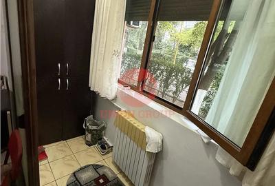 Apartament cu 2 camere decomandat în CET