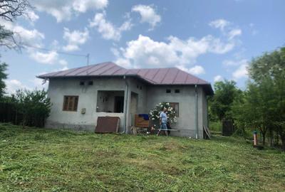 Casă cu 3 camere în Alunu - 2