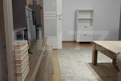 Apartament cu 3 camere decomandat în Micro 6 - 2