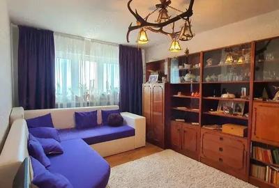 Dambu Pietros - Vanzare apartament 3 camere - B-dul. 1848 - 2