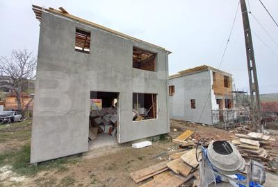 Oportunitate! Proiect in executie ! Casa individuala, 4 camere, 3 bai, Dezmir ! - 1