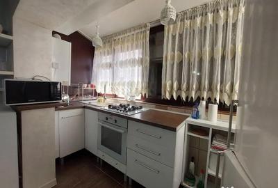 Apartament cu 3 camere decomandat în Central - 3