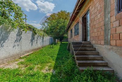 Casa saseasca cu gradina de VANZARE/ Bogata Olteana/ Hoghiz - 4