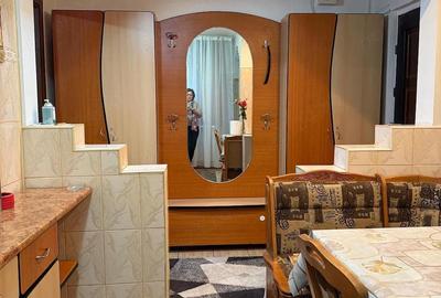 Apartament cu 2 camere semidecomandat în Central - 1