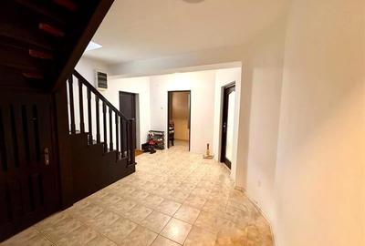 Vila individuala cu priveliste spectaculoasa cu garaj Pietrarie Barnova - 11