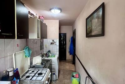 Garsonieră decomandată, mobilată în Steaua - 4