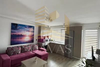 Apartament cu 2 camere semidecomandat, mobilat în Între Lacuri