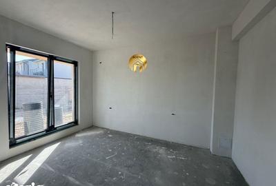 Casă cu 5 camere cu Teren 400 Mp în Central - 11