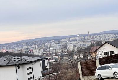 Spațiu comercial, în Central - 4