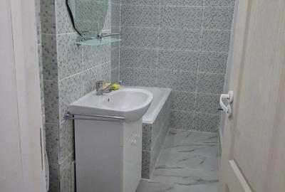 Spațiu comercial, de 32 mp, în Central - 4