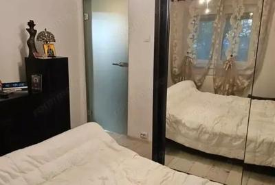 Apartament cu 3 camere decomandat în Astra - 4