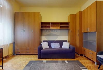 Apartament cu 1 camere decomandat, mobilat în Brașovul Vechi - 2