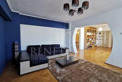 Apartament cu 3 camere decomandat, mobilat în Central