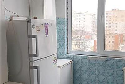 Apartament cu 3 camere decomandat, mobilat în Alexandru cel Bun - 6