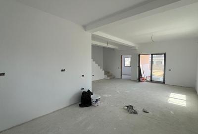 Casă individuală cu 5 camere cu Canalizare în Moșnița Veche - 3