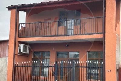 Casa cu 3 camere pretabila pentru Spatiu Comercial in Bucurestii Noi Casa cu 3 camere pretabila pentru Spatiu Comercial in Bucurestii Noi - 11