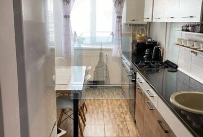 Apartament cu 3 camere decomandat, mobilat în Florilor - 4