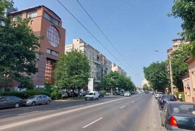 Garsonieră decomandată în Central - 13