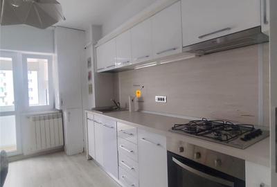 Apartament cu 3 camere decomandat în Republicii - 2