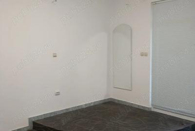 Dau in chirie spa?iu comercial - 2