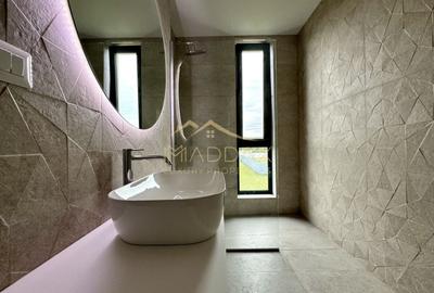 Casă individuală cu 5 camere cu Canalizare în Balotești - 55