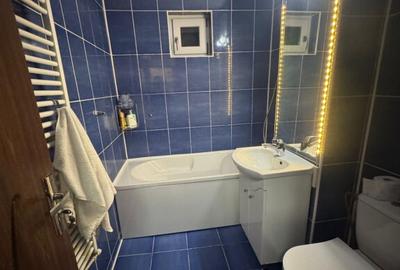 Inchiriez apartament trei camere centrala Ac - 1