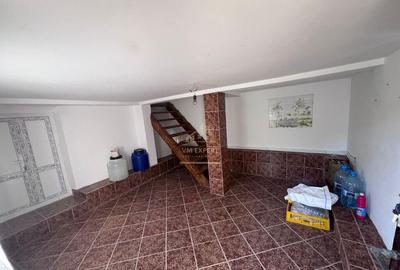 CASA 3 CAMERE, MATAU, CAMPULUNG, TEREN 1709 - 10