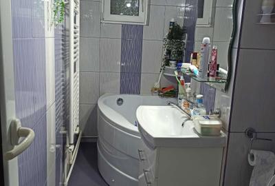Garsonieră decomandată în Central - 7
