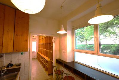 Spațiu comercial, de 28 mp, în Cetatea - 1