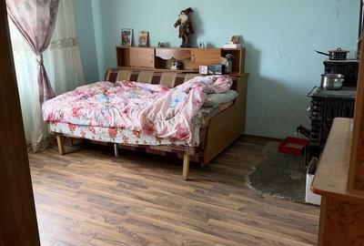 Casă cu 4 camere în Grajduri - 2