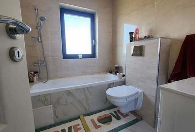1/3 Vanzare Triplex - Zona Linistita - mobilat si utilat - 11