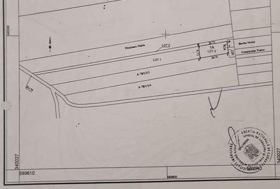 Teren TUNARI  600 mp - 3