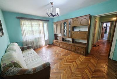 Apartament cu 3 camere semidecomandat în Nord - 1