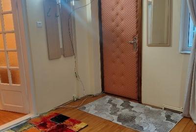 Inchiriez apartament  de 2 camere la  Pta Ch de Gaulle - 4