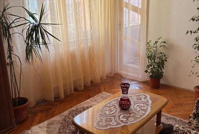 Apartament cu 3 camere decomandat în Crihala - 3
