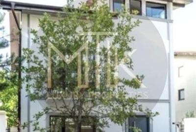 Vila 5 camere lux I Pipera I 2 Locuri de parcare - 1