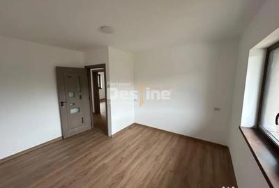 Casă cu 3 camere cu Teren 805 Mp în Dumbrava - 2