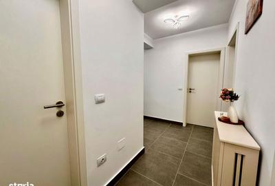 Apartament cu 3 camere decomandat în Tractorul - 15