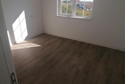 Duplex cu 3 camere cu Teren 200 Mp în Exterior Vest - 3