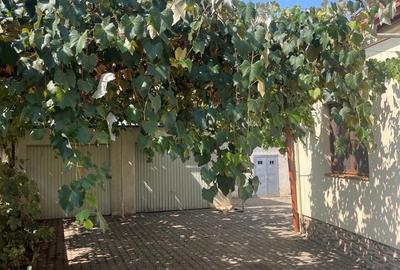 Casă cu 3 camere în Central - 2