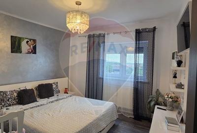 Apartament Central cu 4 Camere  in Chisineu-Cris - 33