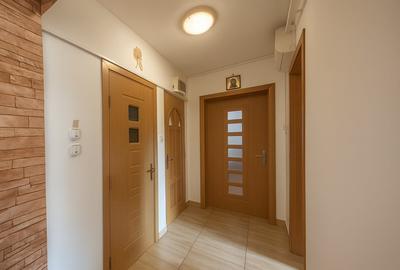 Apartament 3 camere decomandate zona Tractorul - 4